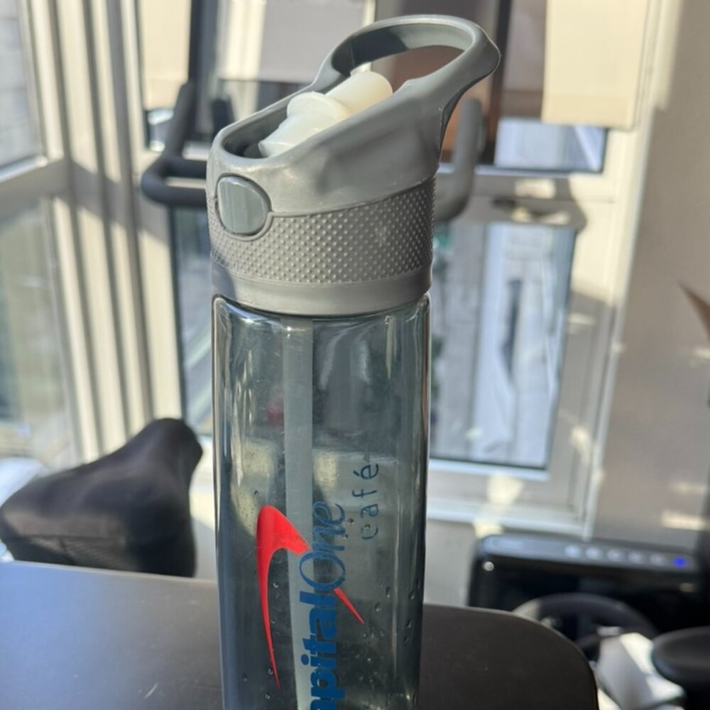 Capital One Café Flip-Straw Water Bottle – 24 oz – Gray Lid – BPA-Free